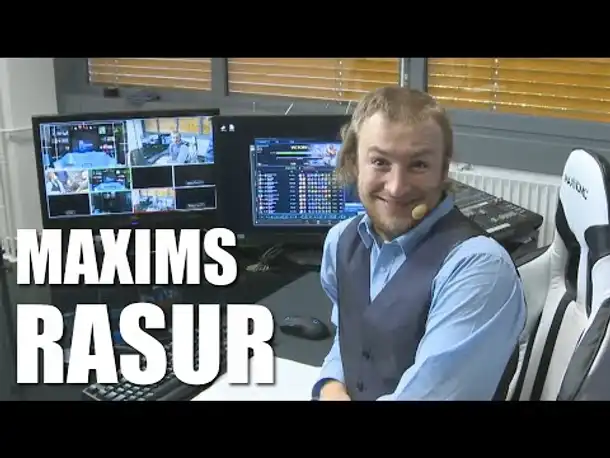 Maxims Rasur. Die Haare müssen ab.