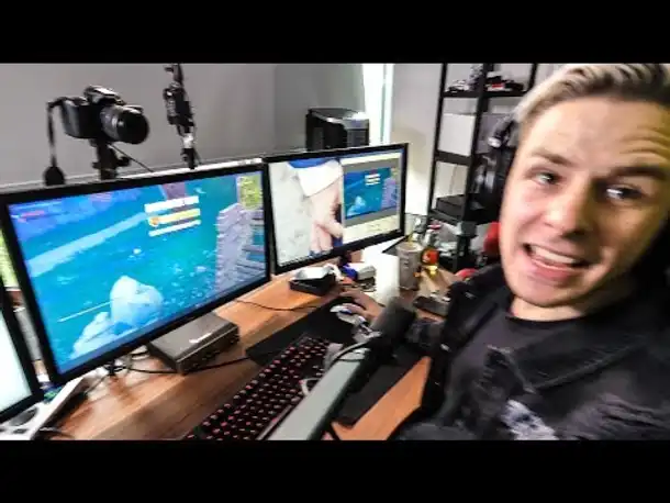 Er schmeißt mich RAUS weil er in Fortnite verliert