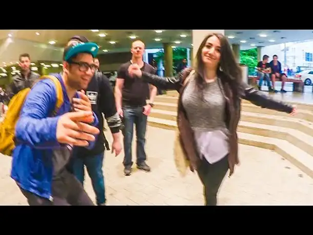 Jodies Holzbein ✪ Youtuber JAGD auf der Rollenspiel Messe | RPC 2015 | Paluten