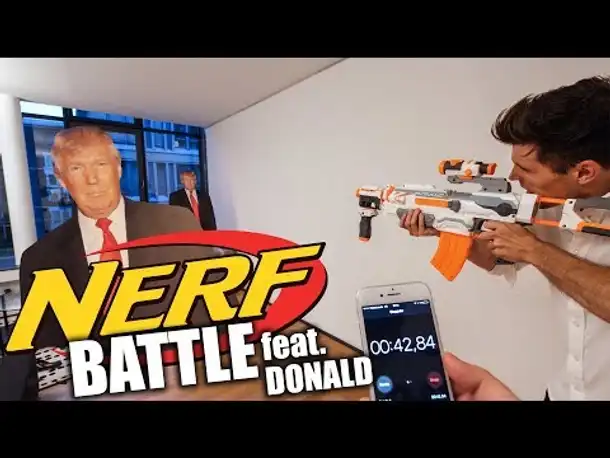 Donald als NERF Zielscheibe! Das Bällebad/Nerf BATTLE